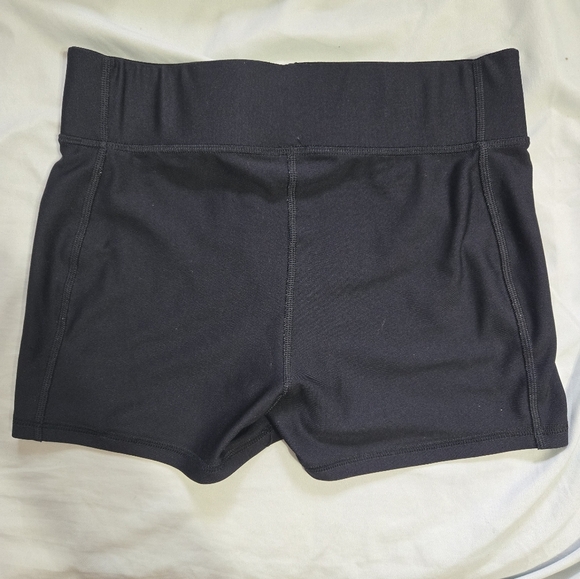 Under Armour Black And White Compression shorts Women Sz Medium - Picture 4 of 6